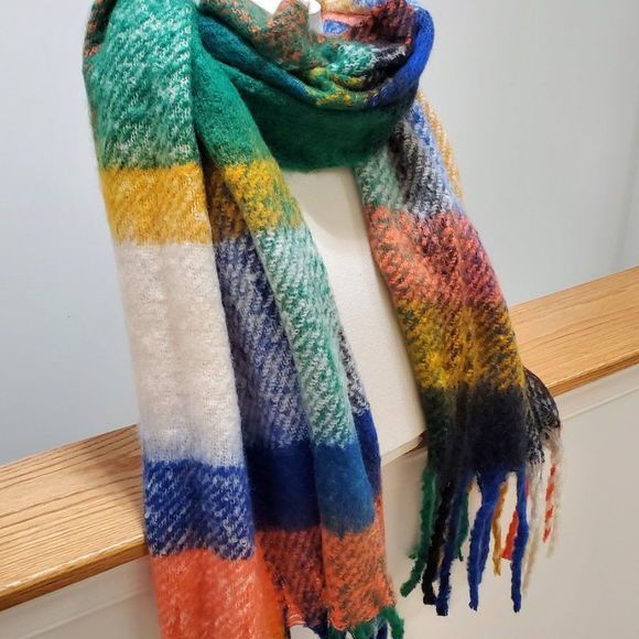 MULTICOLOR PLAID CHECK PATTERNED COZY OBLONG SCARF/WRAP - Picture 3 of 5